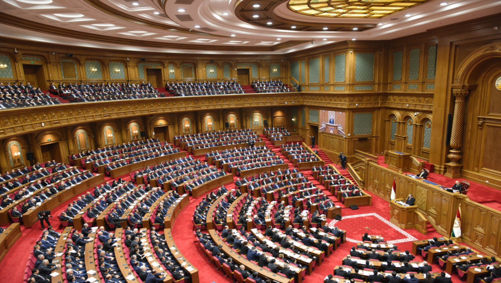 ПАЁМИ ПРЕЗИДЕНТИ ҶУМҲУРИИ ТОҶИКИСТОН – ТАҶАССУМГАРИ ОРМОНҲОИ МИЛЛӢ ВА РОҲНАМОИ ДИЛҲО